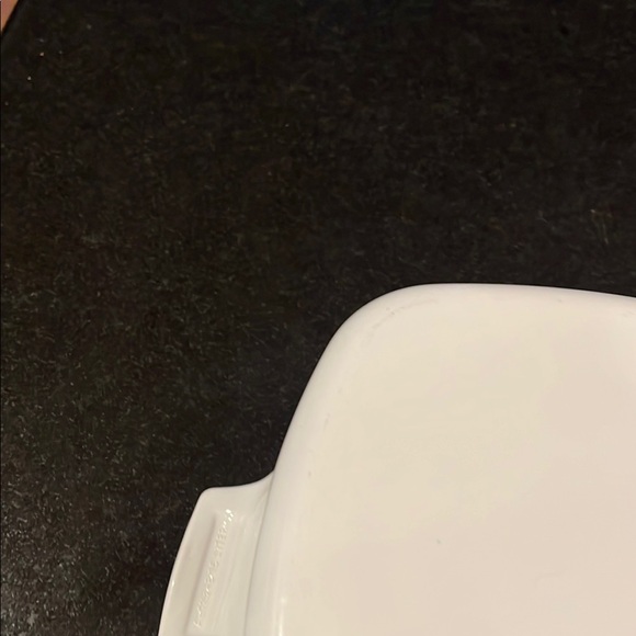 "White" - 1.5L / 1.5QT CorningWare Casserole with Glass Lid - Picture 7 of 9